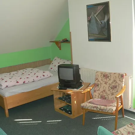Leamy Guest house 3*